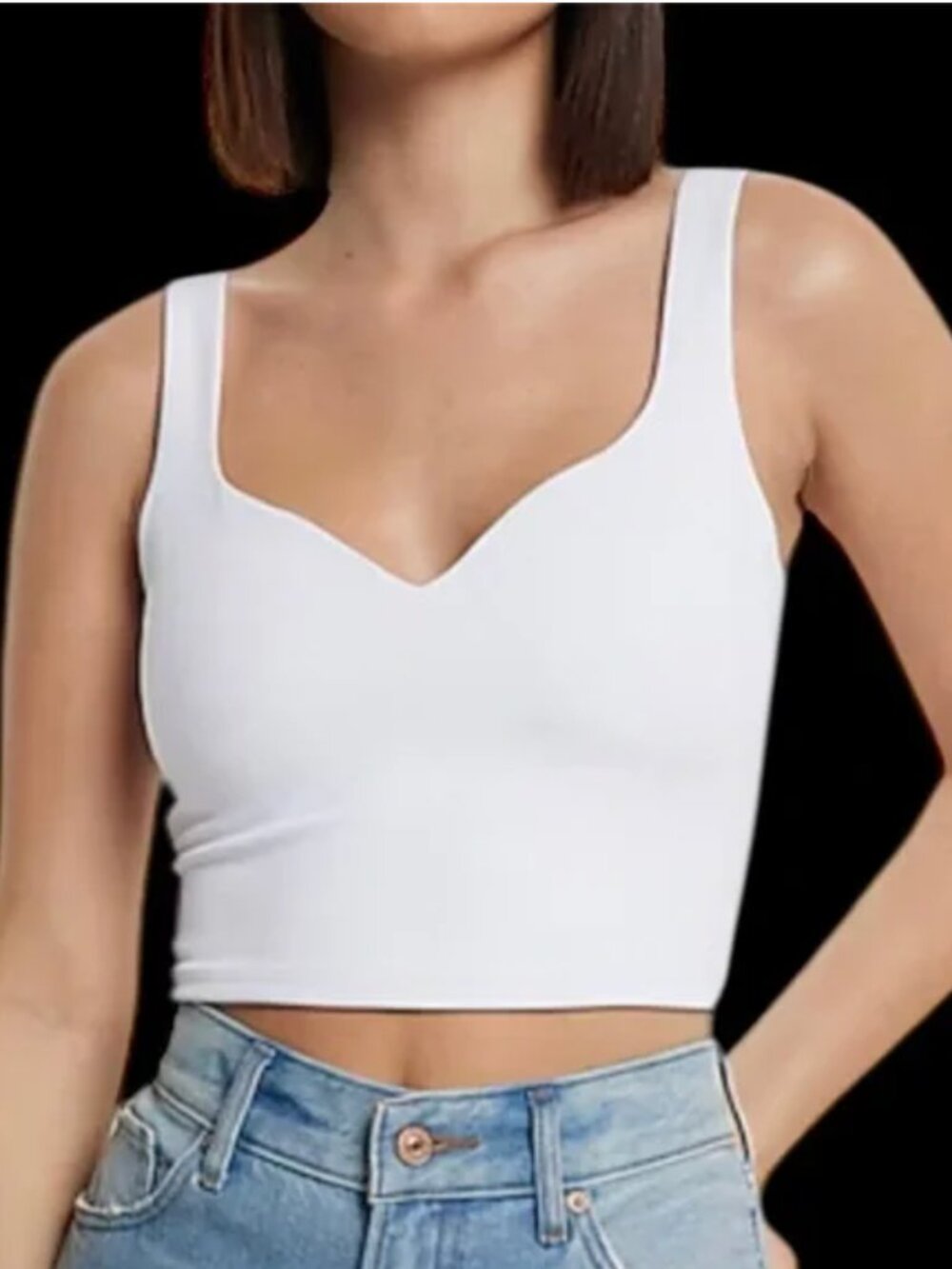 Express Body Contour High Compression Sweetheart Neckline Cropped Tank Large